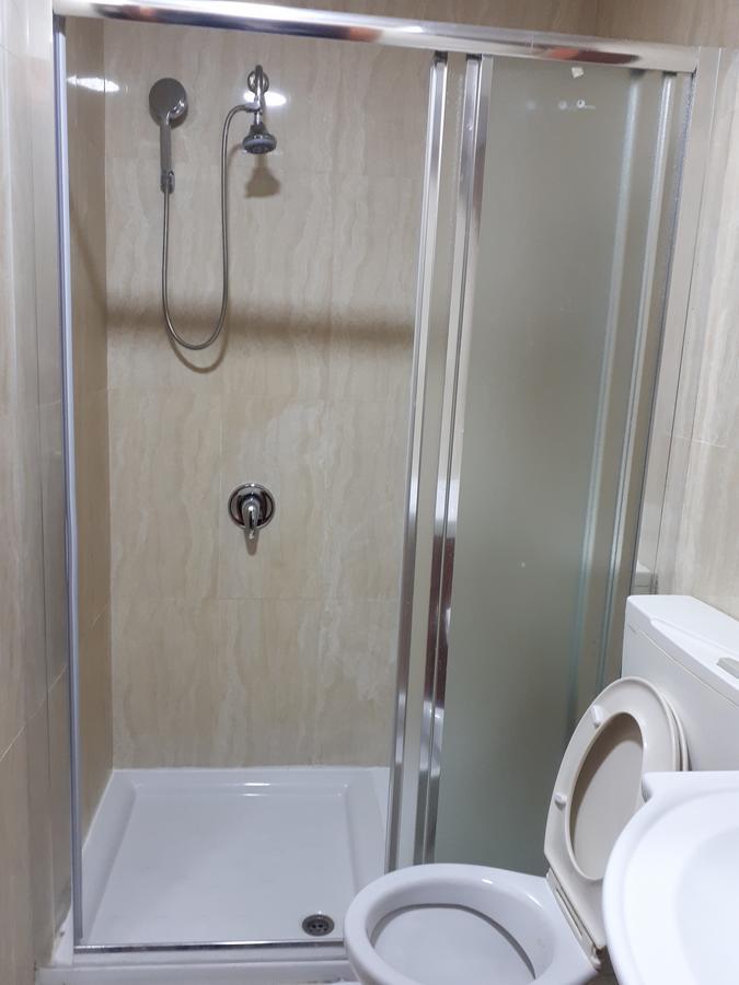 Hotel Rothschild 37 Бат Ям Екстериор снимка