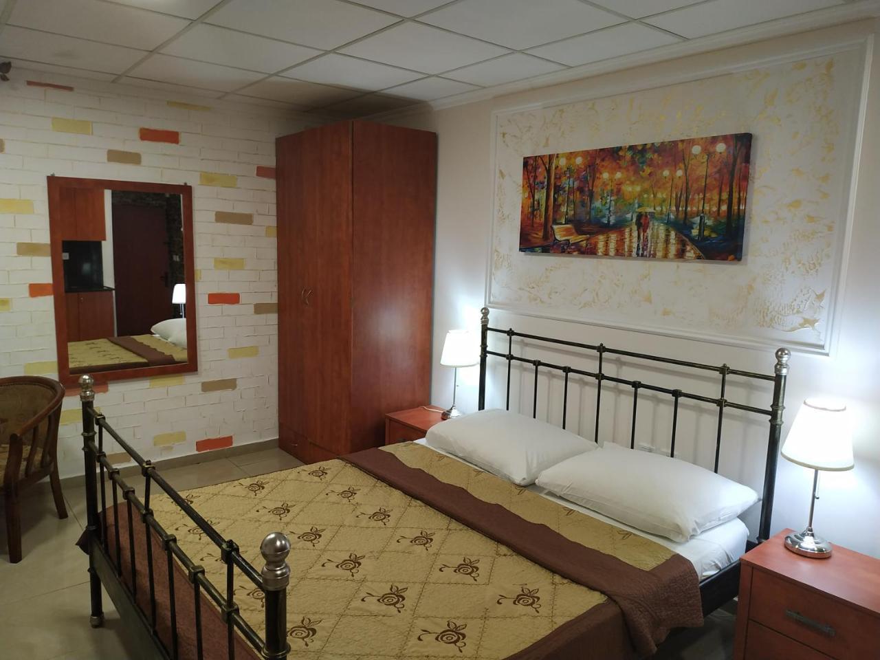 Hotel Rothschild 37 Бат Ям Екстериор снимка